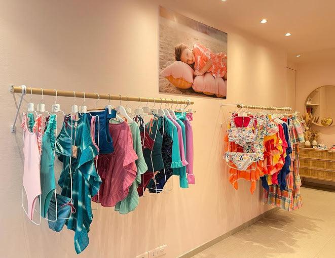 Découvrez l'Élégance Intemporelle à la Boutique Lison Paris Près du Louvre - Lison Paris