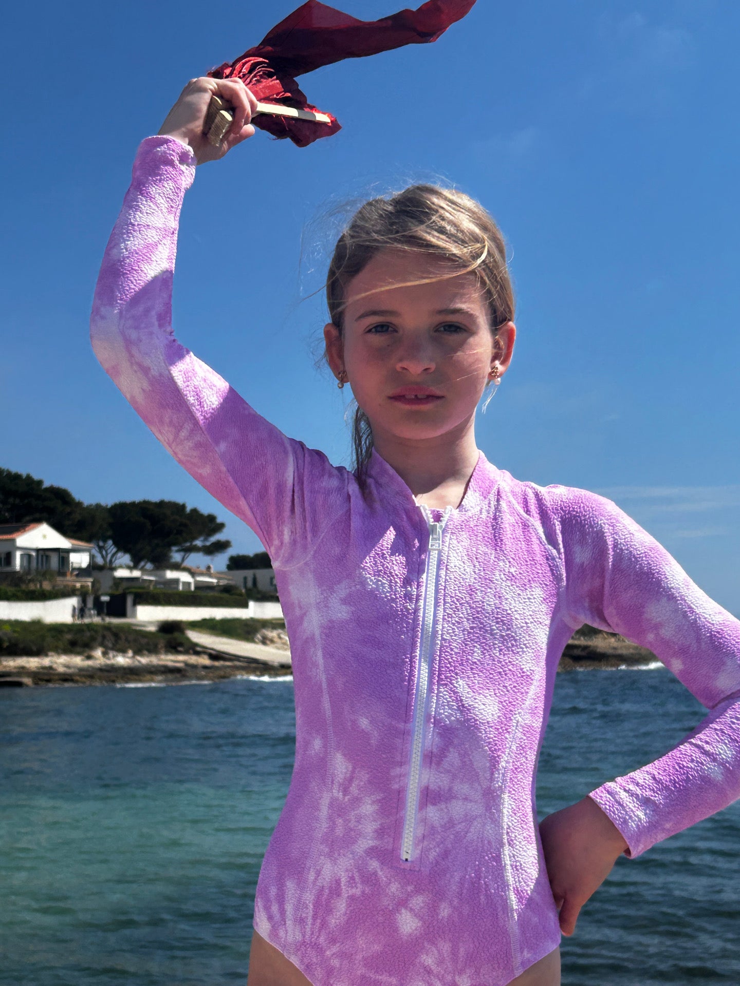 Girls' long-sleeved anti-UV swimsuit, lilac tie dye | COMBI TAHAA