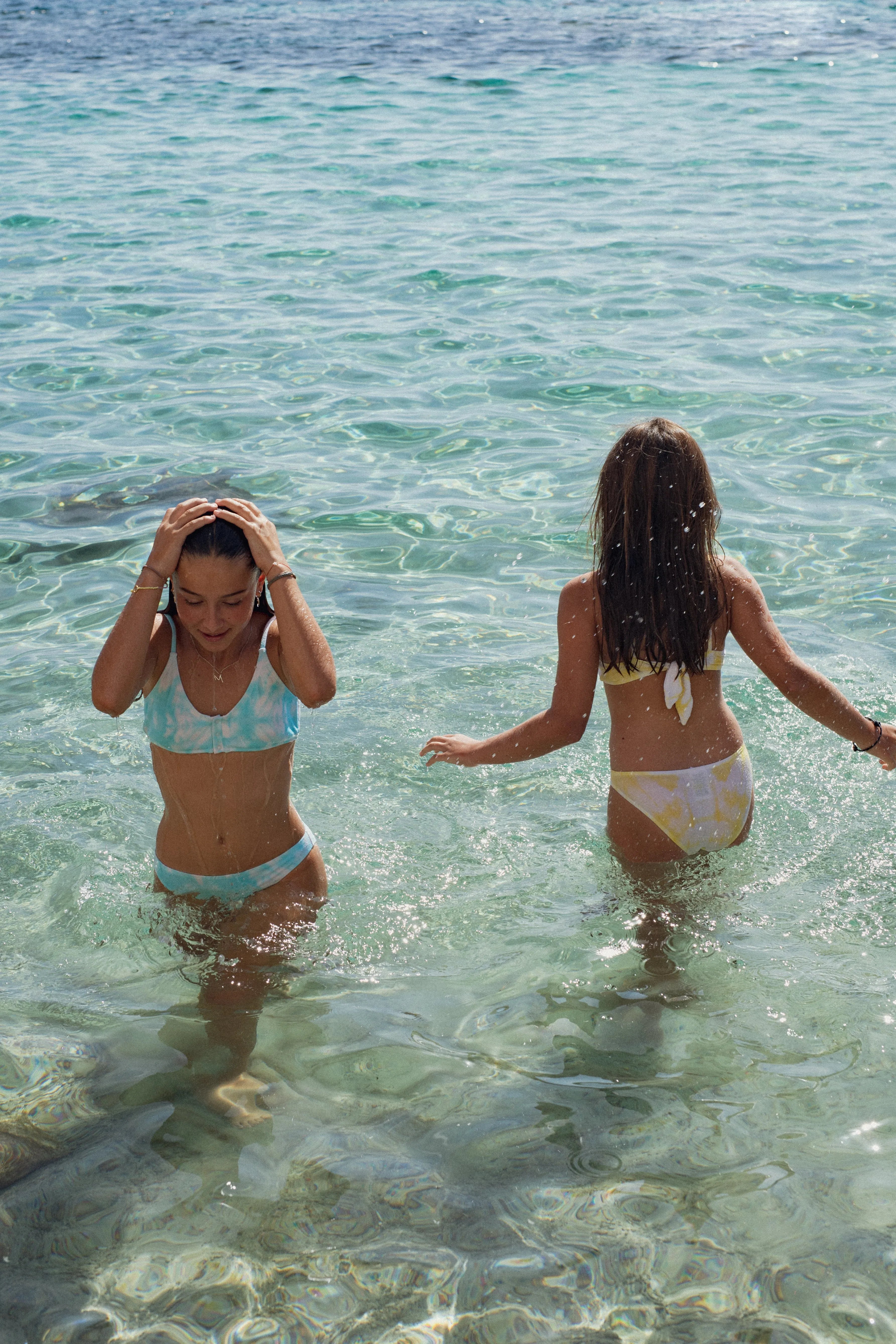 Maillot de bain fille deux pièces, tie dye bleu| TAHAA 2P - Lison Paris