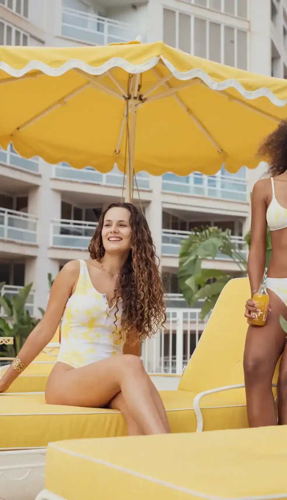 Girls' one-piece swimsuit, yellow-green tie dye | TAHAA 1P