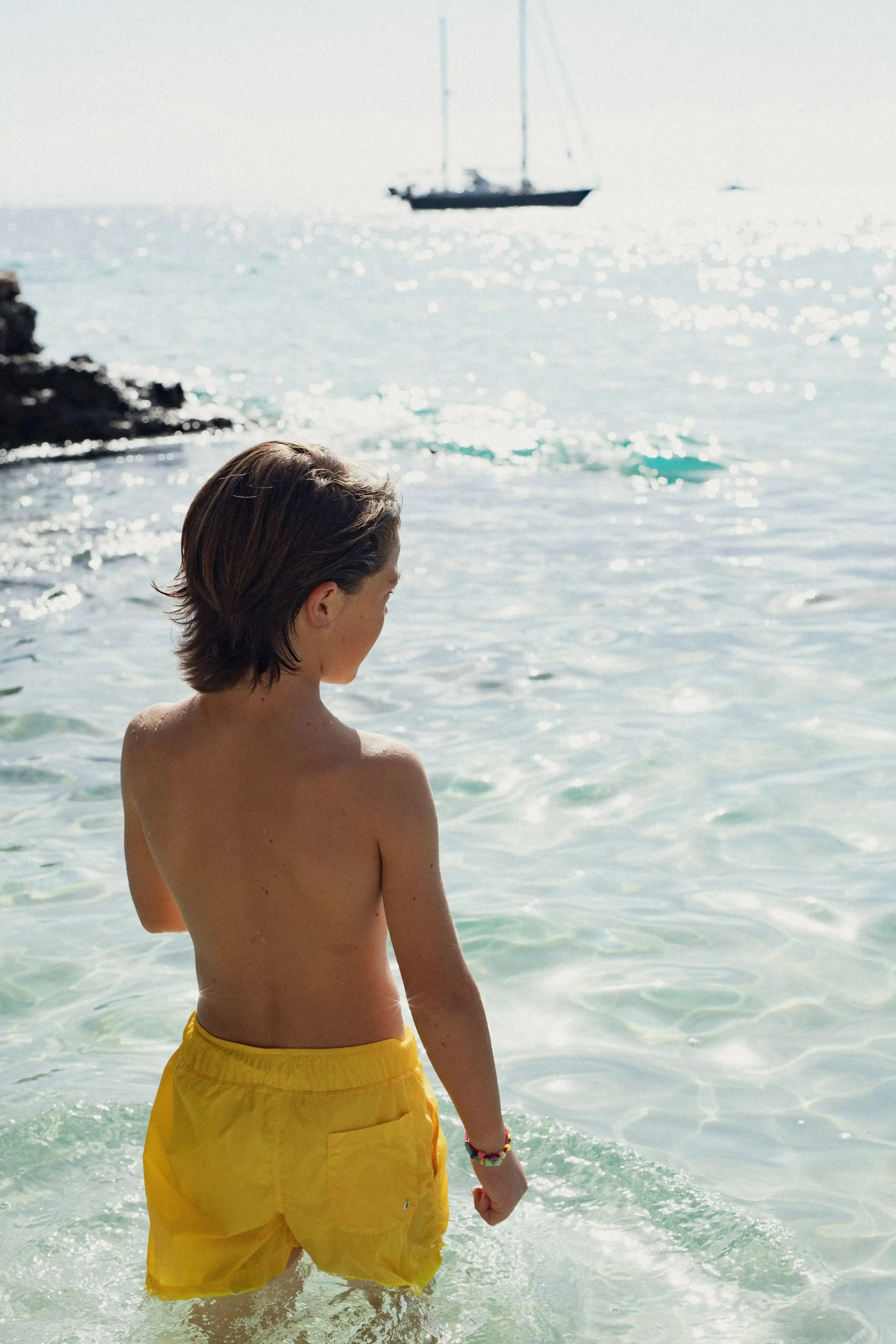 Boys' swimming trunks, yellow | CAPRI