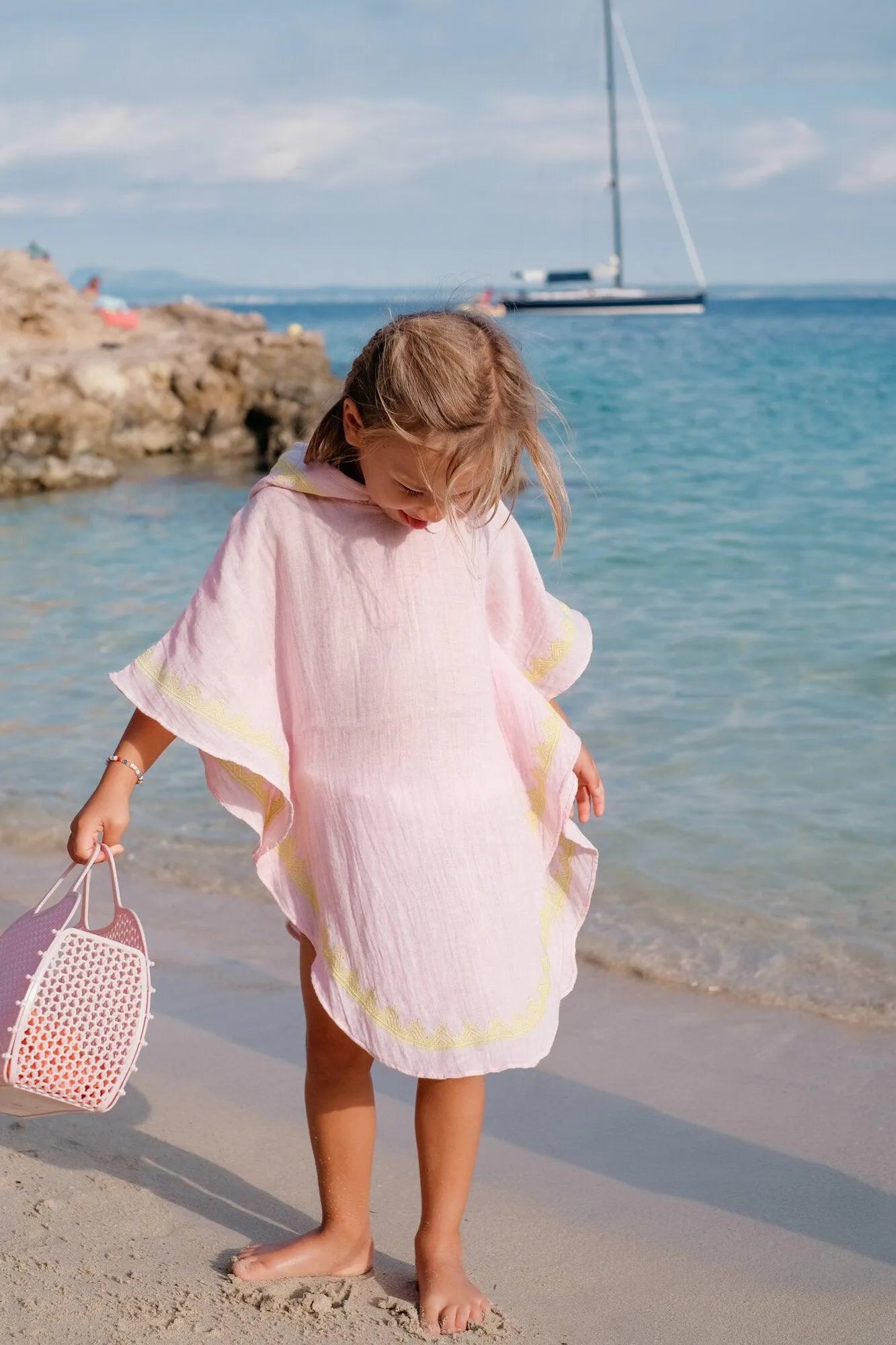 Caftan à capuche fille, rose pâle | HOODIE - Lison Paris