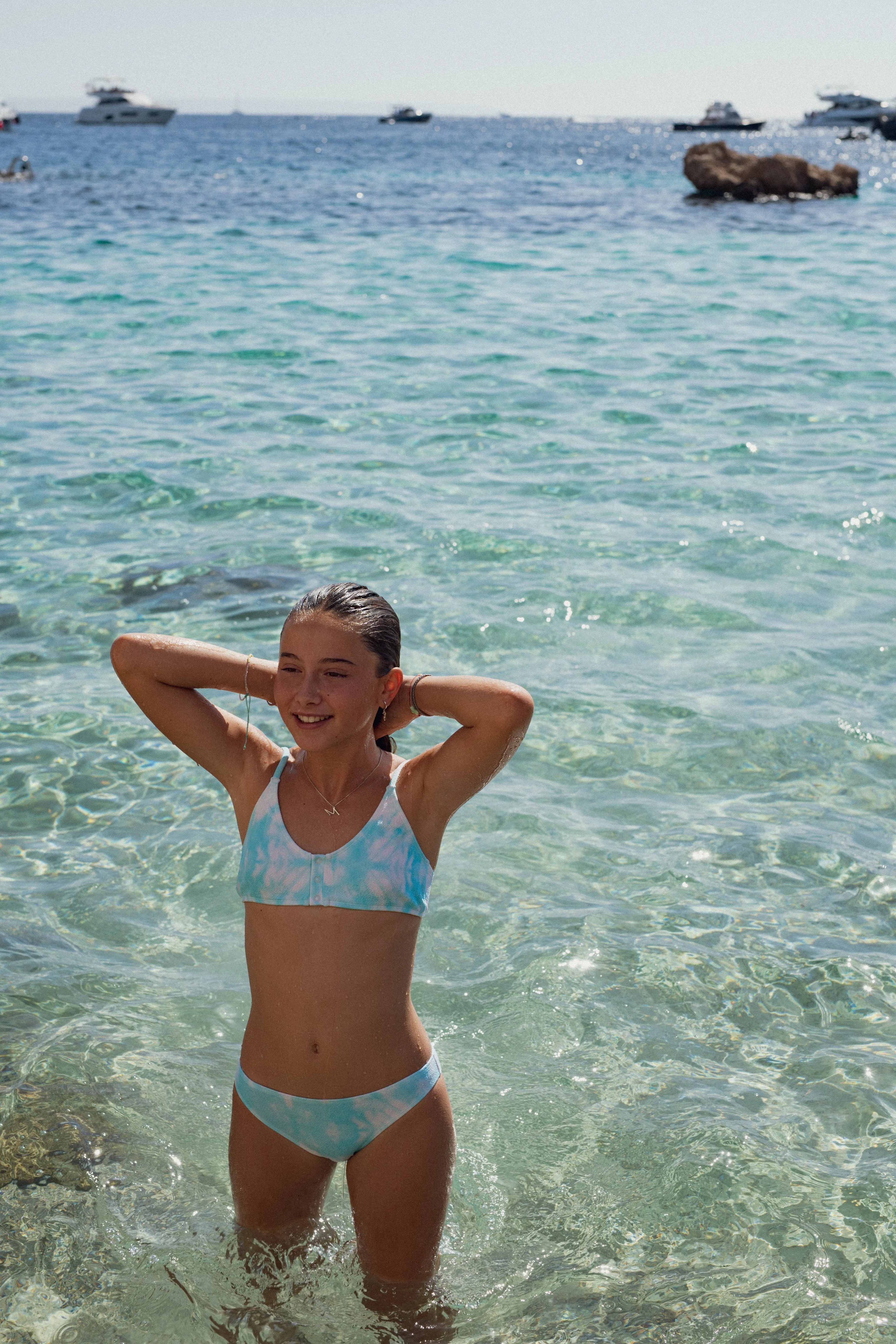 Maillot de bain fille deux pièces, tie dye bleu| TAHAA 2P - Lison Paris