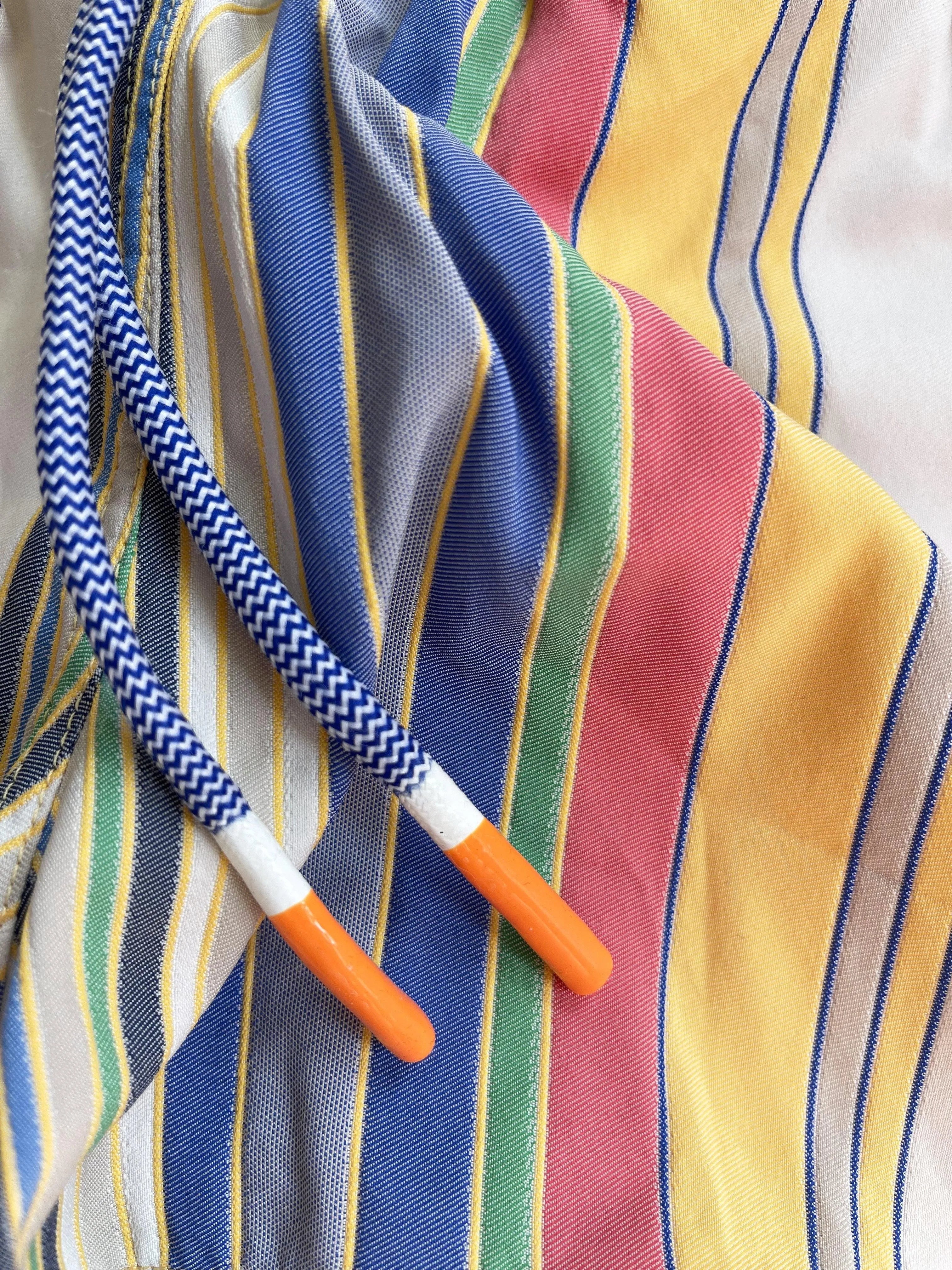 Short de bain garçon ado, rayures multicolores - Lison Paris